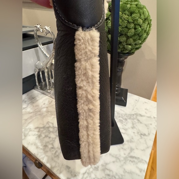 Coach - Shearling Brooklyn 28 NWT - Black Leather & Shearling w/Removable Pouch - Picture 4 of 14